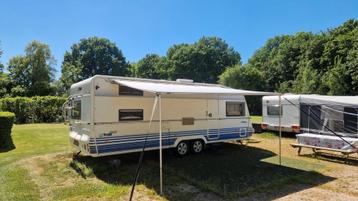 Polar 620 Caravan uit 2007. 6 persoon met stapelbed. beschikbaar voor biedingen