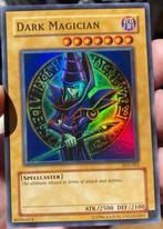 Yu-Gi-Oh! Dark Magician SYE Old US Print !, Verzenden, Gebruikt, Losse kaart, Foil