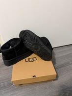 Nieuwe UGG Mini Classic - Maat 38, Kleding | Dames, Schoenen, Ophalen of Verzenden, Nieuw, Zwart, Lage of Enkellaarzen