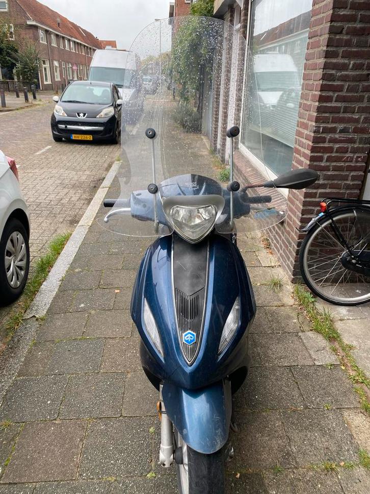 Piaggio Fly 2013 50cc - gele kenteken, Fietsen en Brommers, Snorfietsen en Snorscooters, Gebruikt, Benzine, Ophalen of Verzenden