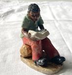 Beeldje Lezende Man - Handbeschilderd Kunstwerk, Antiek en Kunst, Ophalen of Verzenden