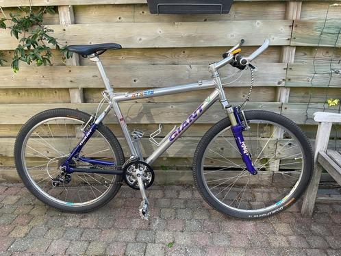 mountenbike, Fietsen en Brommers, Fietsen | Mountainbikes en ATB, Gebruikt, Giant, Hardtail, Ophalen