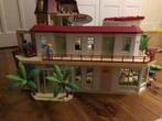 Playmobil hotel met toebehoren, Ophalen, Zo goed als nieuw