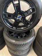 Mooie velgen met winterbanden Volvo V70, Auto-onderdelen, Banden en Velgen, Vl, Banden en Velgen, Winterbanden, Vl