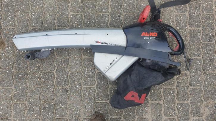 Bladblazer AL-KO 2400E, Tuin en Terras, Bladblazers, Gebruikt, Handgedragen, Elektrisch, Met opvangzak, Met neuswiel, Met zuigfunctie