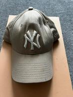 New york yankees pet beige, Kleding | Heren, Ophalen of Verzenden, Zo goed als nieuw, One size fits all, Pet