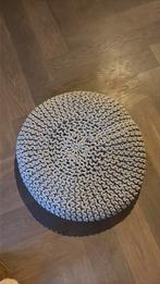 Grijs gebreide poef, Ophalen of Verzenden, Zo goed als nieuw, Rond, 50 tot 75 cm
