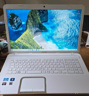 Toshiba Satellite Pro 6gb 500gb Laptop 17" inch  beschikbaar voor biedingen