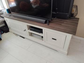 Tv meubel 180cm breed beschikbaar voor biedingen