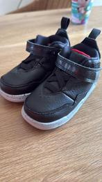 Jordan maat 22, Ophalen of Verzenden, Zo goed als nieuw, Jongen of Meisje, Schoenen