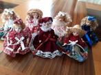 7 popjes in prachtige kleding. 
Als nieuw! 
Per stuk 8,95, Ophalen of Verzenden, Zo goed als nieuw