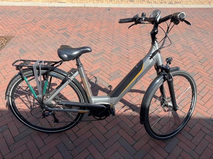 Sparta Sparta M9tb Active Plus 500w D50 9v Dames Zilver 51cm, Fietsen en Brommers, Elektrische fietsen, Gebruikt, Sparta, 51 tot 55 cm