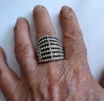 Zilverkleurige ring frontje met 7 glimmer randjes, Sieraden, Tassen en Uiterlijk, Ringen, Met strass, Overige materialen, 17 tot 18