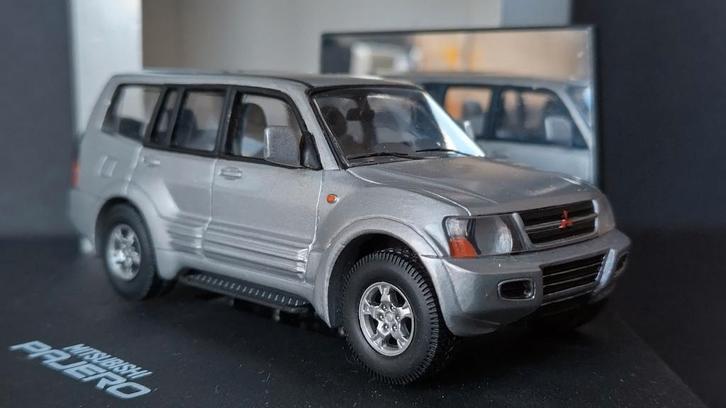 Mitsubishi Pajero mk3 2001 long body 1:43 Vitesse Pol, Hobby en Vrije tijd, Modelauto's | 1:43, Nieuw, Auto, Verzenden