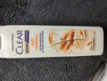clear anti roos shampoo  beschikbaar voor biedingen