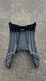 Vespa LX S treeplank binnenkap metallic zwart, Ophalen