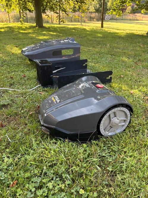 Stiga Autoclip robotmaaier 225S, Tuin en Terras, Robotmaaiers, Zo goed als nieuw, Ophalen