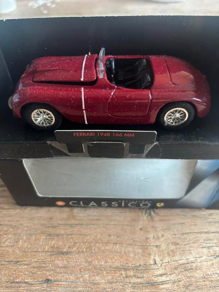 Ferrari Modelauto Classico - Nieuw in Doos, Hobby en Vrije tijd, Modelauto's | 1:18, Nieuw, Auto, Overige merken, Ophalen of Verzenden