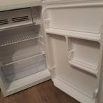 MINI KOELKASTJE MET VRIESVAKJE  BJ2020 MOOI NIEUW KASTJE NOG, Ophalen, Zo goed als nieuw, Energieklasse A of zuiniger, 45 tot 60 cm