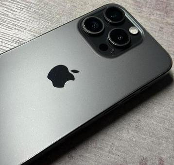  Apple iphone 15 Pro Black Titanuim 256GB beschikbaar voor biedingen