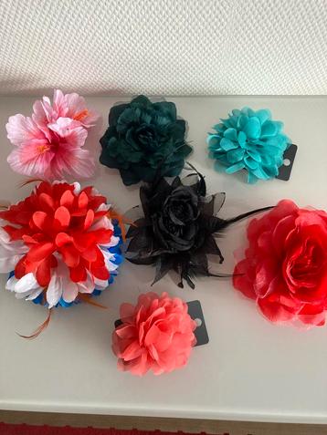 Haar accessoires bloem 7 stuks nieuw  beschikbaar voor biedingen