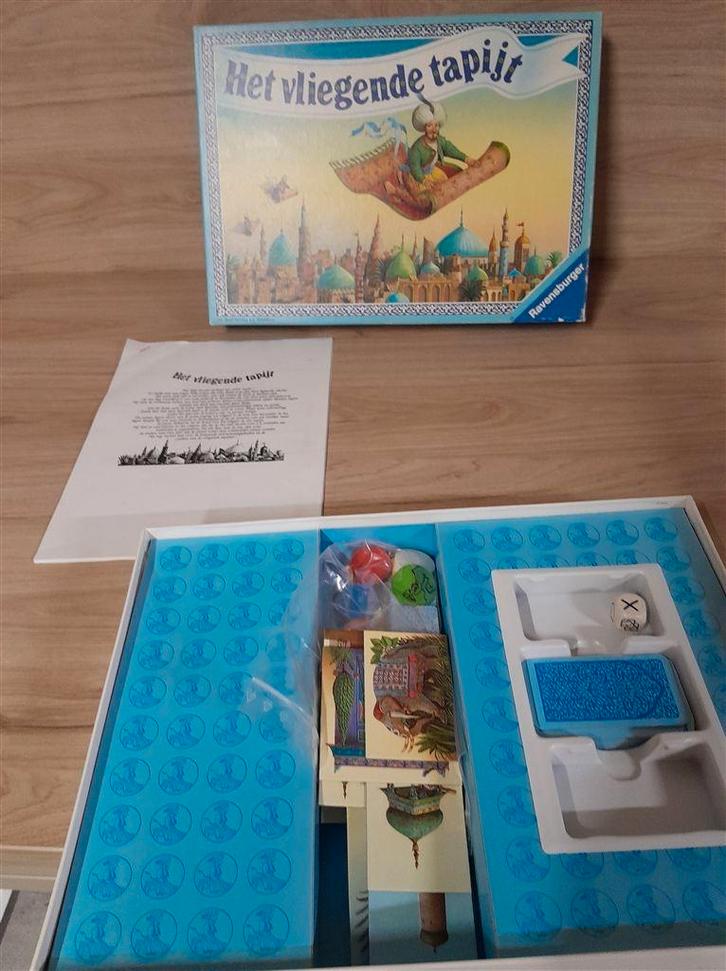 Het vliegende tapijt - s1592, Hobby en Vrije tijd, Gezelschapsspellen | Bordspellen, Zo goed als nieuw, Ophalen of Verzenden
