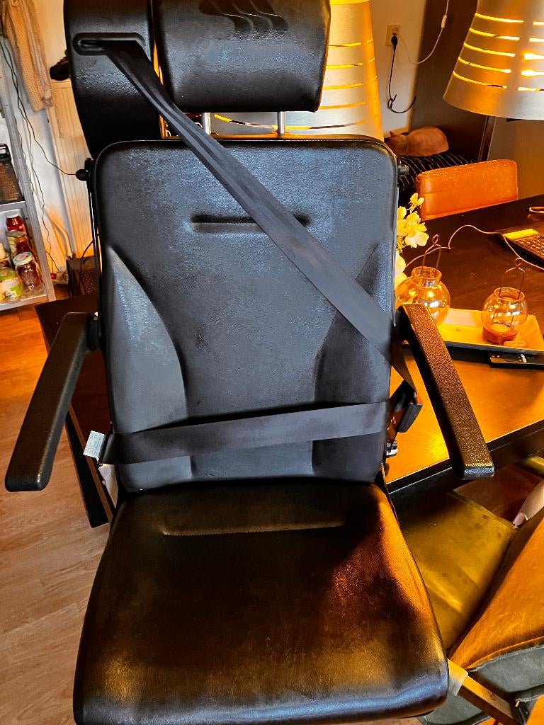 DHT De slanke, opklapbare wandstoel van schnierle, Ophalen, Nieuw