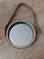 Ronde spiegel met leren riem 30cm, Minder dan 50 cm, Rond, Ophalen of Verzenden, Zo goed als nieuw