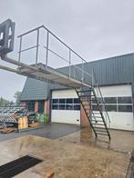 Stalen trap met bordes gegalv.hoog 2.95mtr nob144, Ophalen, Zo goed als nieuw, 2 tot 4 meter