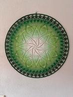 Prachtig zelfgehaakte mandala overloopkleur groen 65 cm, Huis en Inrichting, Woonaccessoires | Wanddecoraties, Ophalen of Verzenden