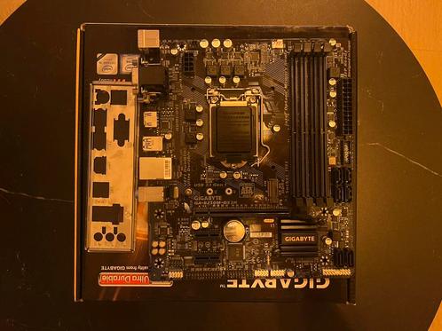 Gigabyte B250M-DS3H Moederbord, Computers en Software, Moederborden, Gebruikt, Intel, DDR4, Ophalen of Verzenden