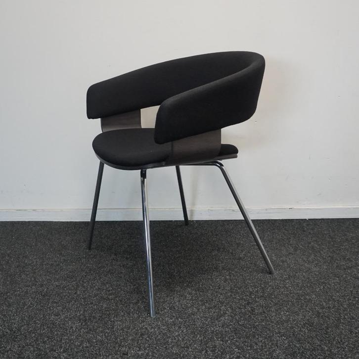 Allermuir A580 Mollie Design Stoelen | Stoelen | Zwart/Zwart, Huis en Inrichting, Stoelen, Gebruikt, Vijf, Zes of meer stoelen