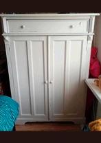 Witte houten spek kast
3 planken
Heel stevig!, Ophalen, Gebruikt, 25 tot 50 cm, 50 tot 100 cm