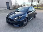 Toyota Yaris 1.5 VVT-i Active DAB lineA Navi, Auto's, Toyota, Voorwielaandrijving, Gebruikt, Blauw, Bedrijf
