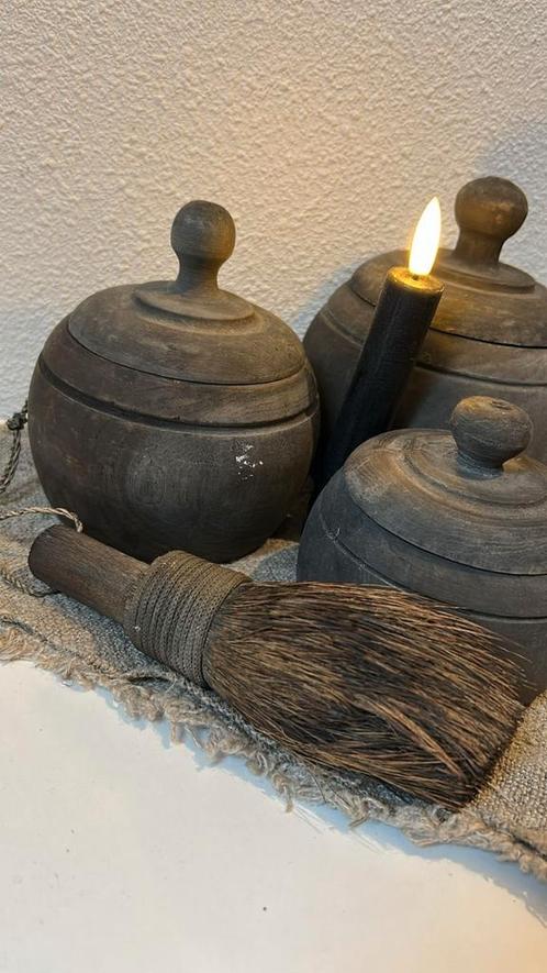 nepalese potten, led kaarsen, louvreluikjes, houten potten, Huis en Inrichting, Woonaccessoires | Overige, Zo goed als nieuw, Verzenden