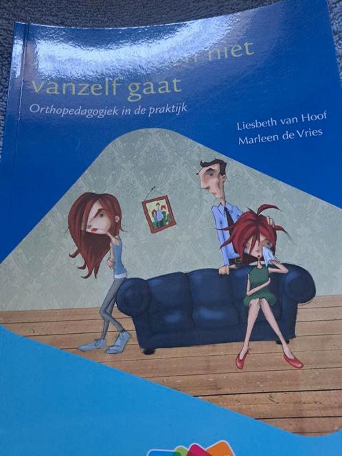 Marleen de Vries - Als opvoeden niet vanzelf gaat, Boeken, Schoolboeken, Zo goed als nieuw, Nederlands, Overige niveaus, Ophalen of Verzenden