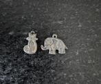 2 Antieke zilveren bedels olifant en kat uit 1955, Ophalen of Verzenden, Zilver, Overige typen
