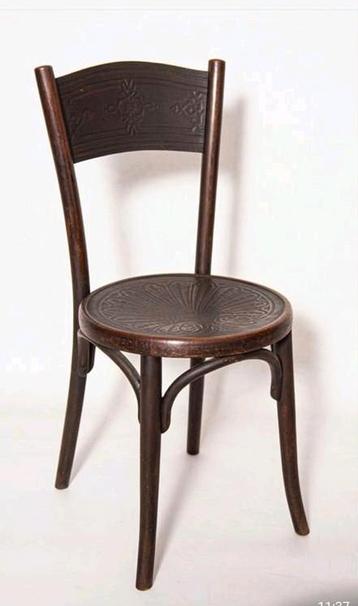 Antieke Thonet café stoelen
