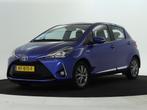 Toyota Yaris 1.5 Hybrid Executive (bj 2017, automaat), 12 maanden, Gebruikt, 4 cilinders, Blauw