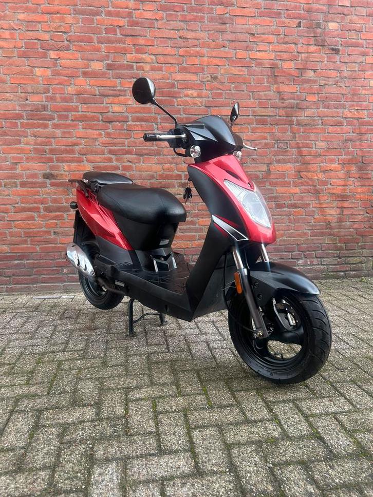 Kymco agility 50 2006 blauw kenteken!, Fietsen en Brommers, Scooters | Overige merken, Zo goed als nieuw, Benzine, Ophalen