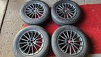 Lichtmetalen velgen Jaguar XE met 4 seizoenen banden 7,5 mm, Auto-onderdelen, Banden en Velgen, Ophalen, 18 inch, Gebruikt, Velg(en)