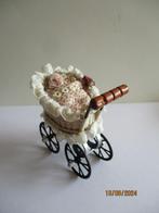 poppenhuis mooi wandelwagen met baby, Ophalen of Verzenden, Zo goed als nieuw, Decoratie