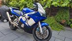 Yamaha YZF R6 in Topstaat/ lage KM stand, Sportuitlaat, 4 cilinders, Motorrijbewijs A, Super Sport