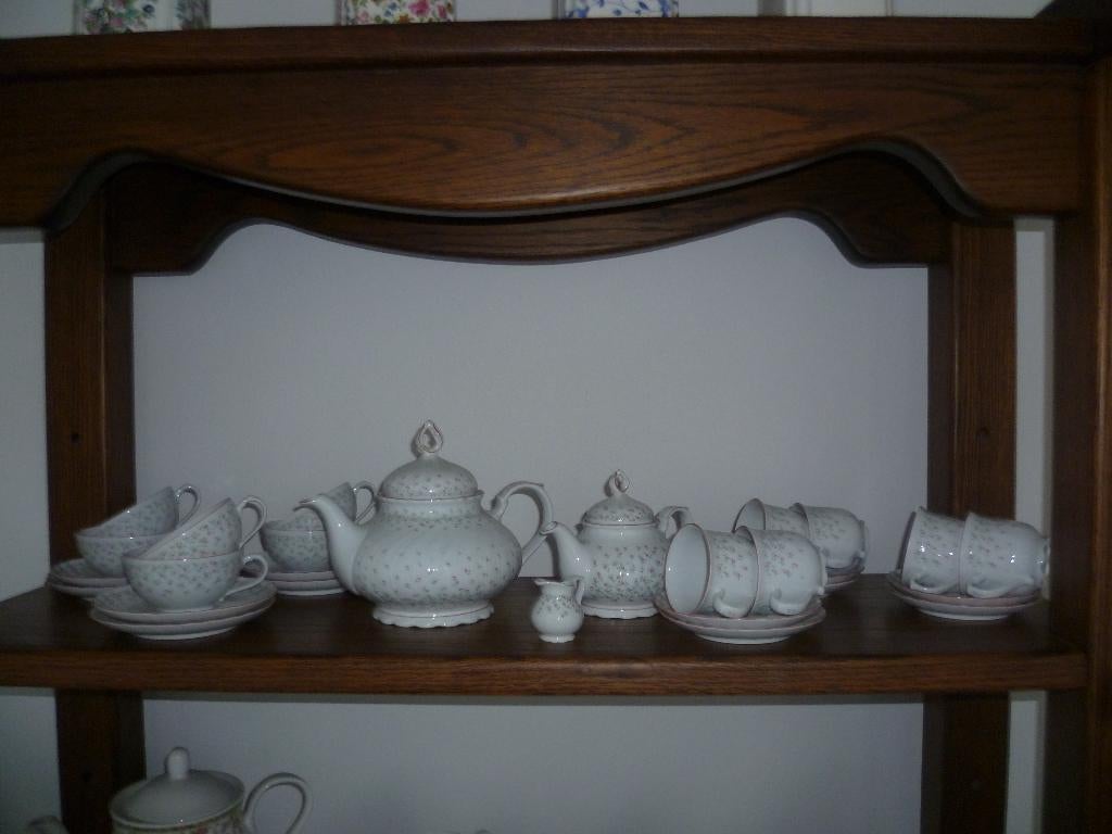 Douwe Egberts, Verzamelen, Ophalen of Verzenden, Zo goed als nieuw, Porselein, Compleet servies