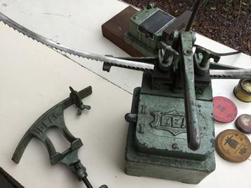 Lasmachine voor. Lintzaagen figuurzaagmachine IDEAL beschikbaar voor biedingen