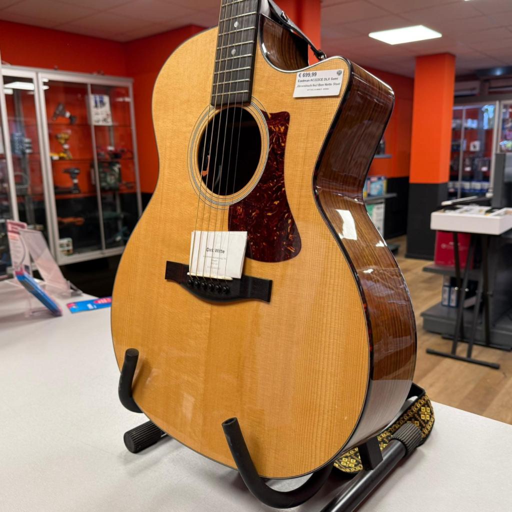 Eastman AC222CE DLX Semi Akoestisch Incl Bon Nette Staat, Flex Ltd., Zo goed als nieuw, https://flex.com/contact-us, Nobelstraat 10, 5807 GA Oostrum LB, Limburg, Nederland