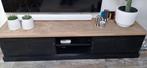 Zwart TV-meubel met eiken visgraat blad en louvre deurtjes, Ophalen, 150 tot 200 cm, Zo goed als nieuw, Minder dan 100 cm