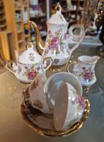 Theeservies met 3 kop en schotels, Ophalen, Gebruikt, Overige stijlen, Porselein