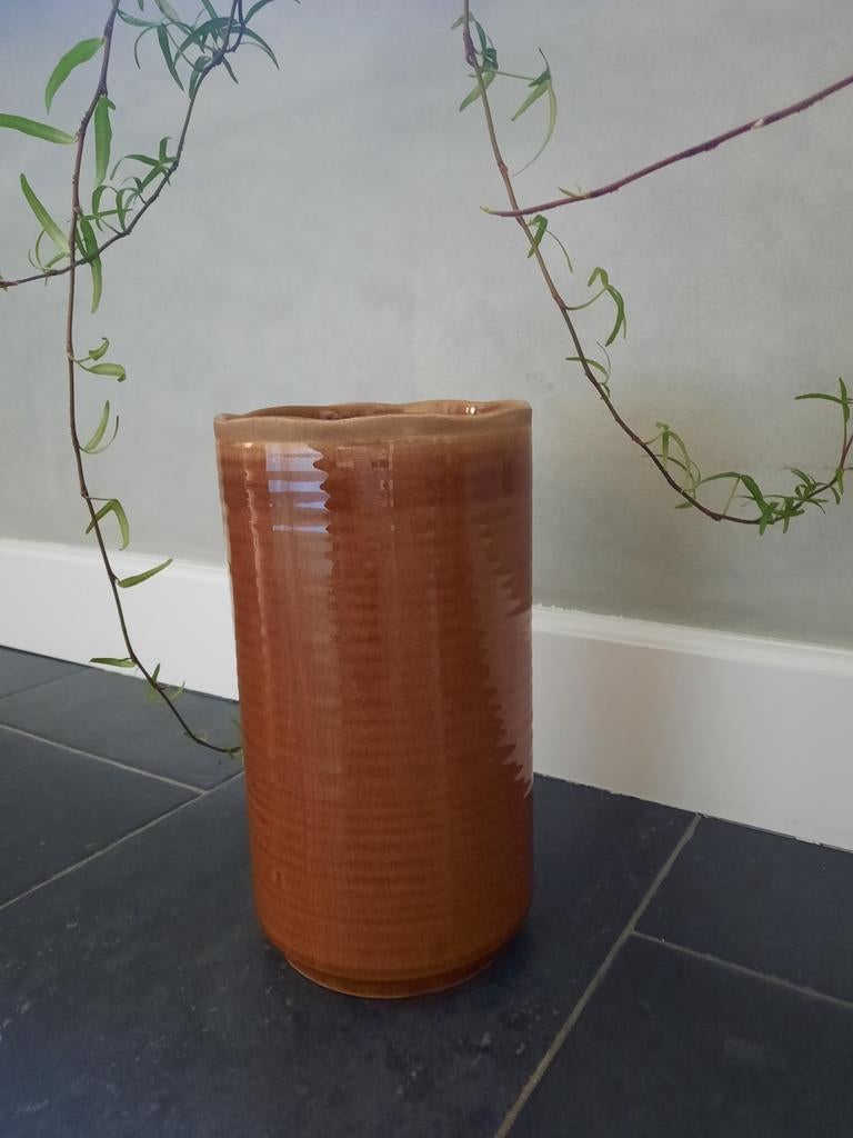 Vaas bloempot bruin 27cm hoog, Huis en Inrichting, Woonaccessoires | Vazen, Overige kleuren, Aardewerk of Porselein, Ophalen of Verzenden