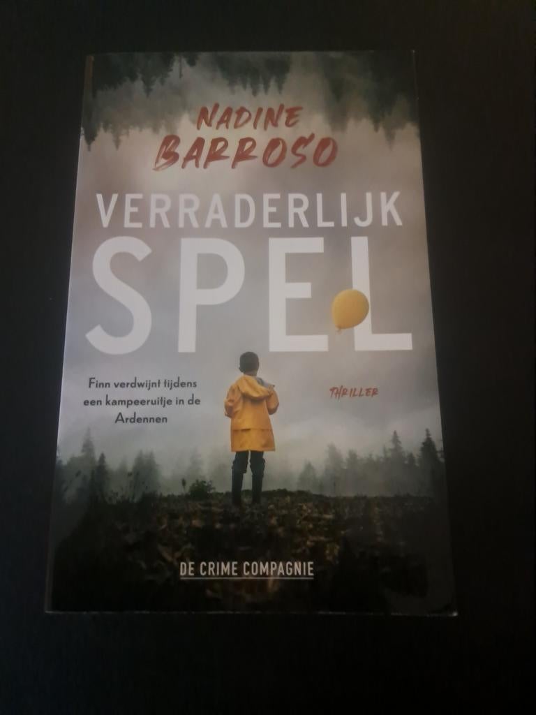 Nadine Barroso - Verraderlijk spel, Boeken, Ophalen of Verzenden, Zo goed als nieuw, Nadine Barroso